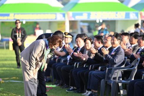 2024. 10. 4 제16회 경상북도 전통시장 상품전시회 개막식 사진