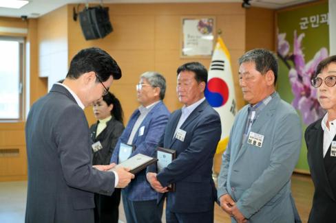 2026. 6. 12. 정례조회 및 군정발전유공 표창 사진