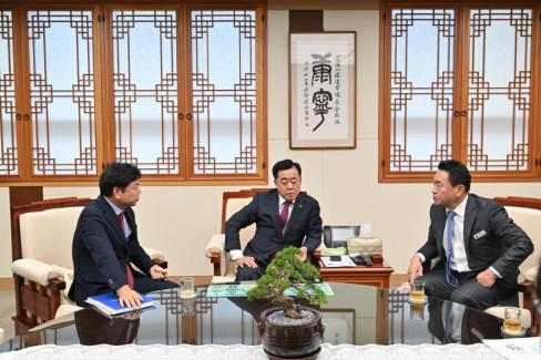 2026. 9. 9. 경상북도 도의회 의장 업무회의